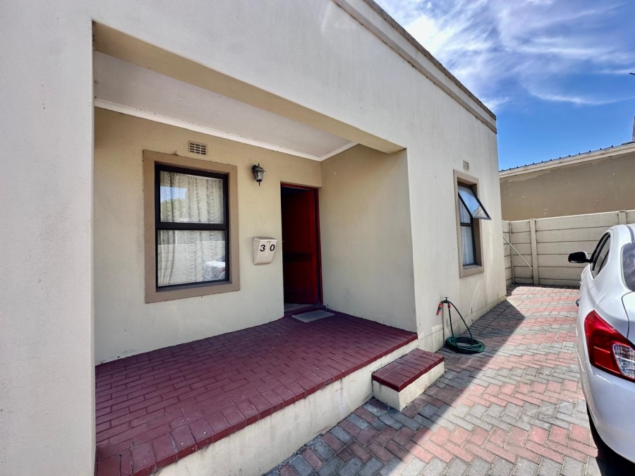 2 Bedroom Property for Sale in Bardale Village Western Cape